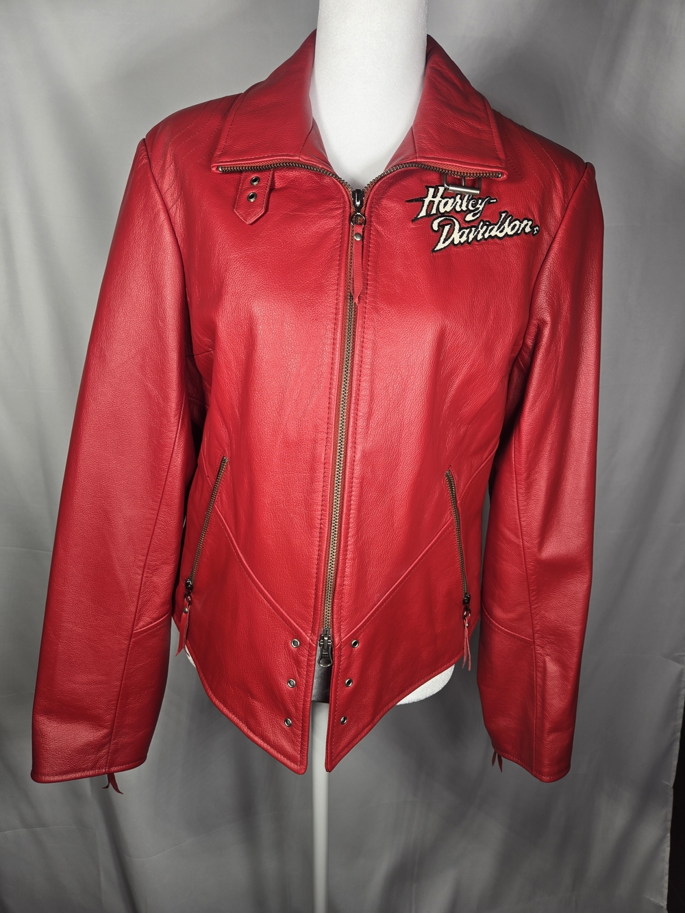 Harley-Davidson Vintage, Never-Worn Women's Red Leather Jacket ❤️🦅